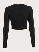 Two Tone Letter Patched Detail Bandana Hem Crop Tee